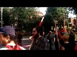 REPLAY: Anti-Harper welcoming committee in Mount-Royal