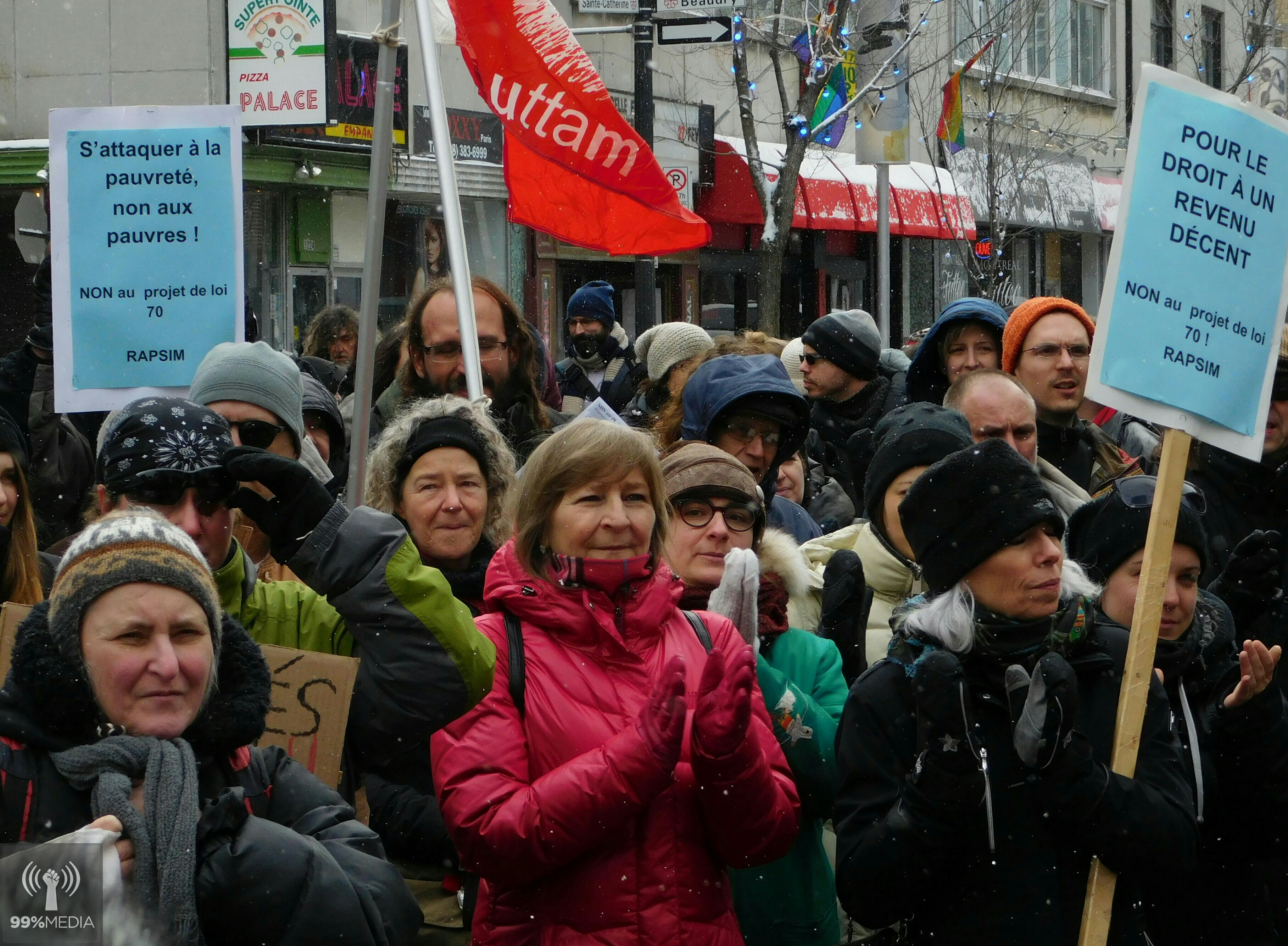 Rassemblement à Montréal contre le projet de loi 70