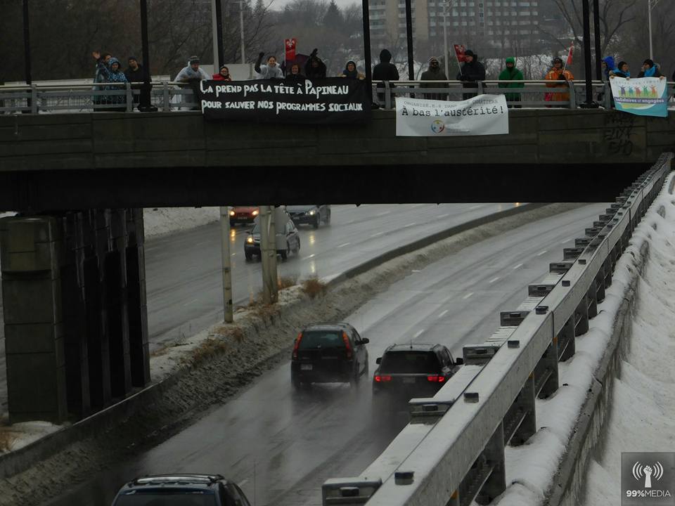 Aux extrémitées du pont Papineau