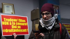 Action directe au bureau de circonscription de Justin Trudeau ‪#‎DroitAuBoycott‬ ‪#‎BDS‬